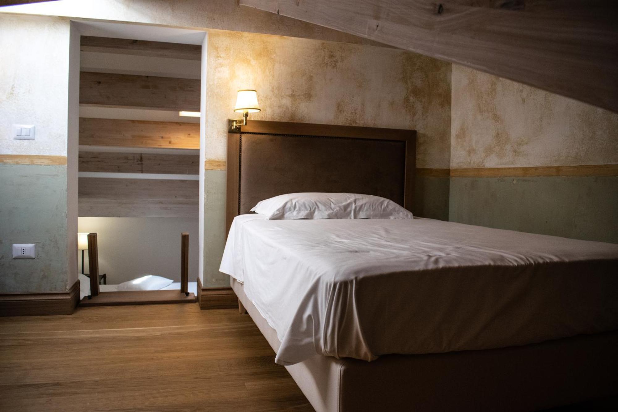 Residenza Balios Hotell Vaglio di Basilicata Exteriör bild